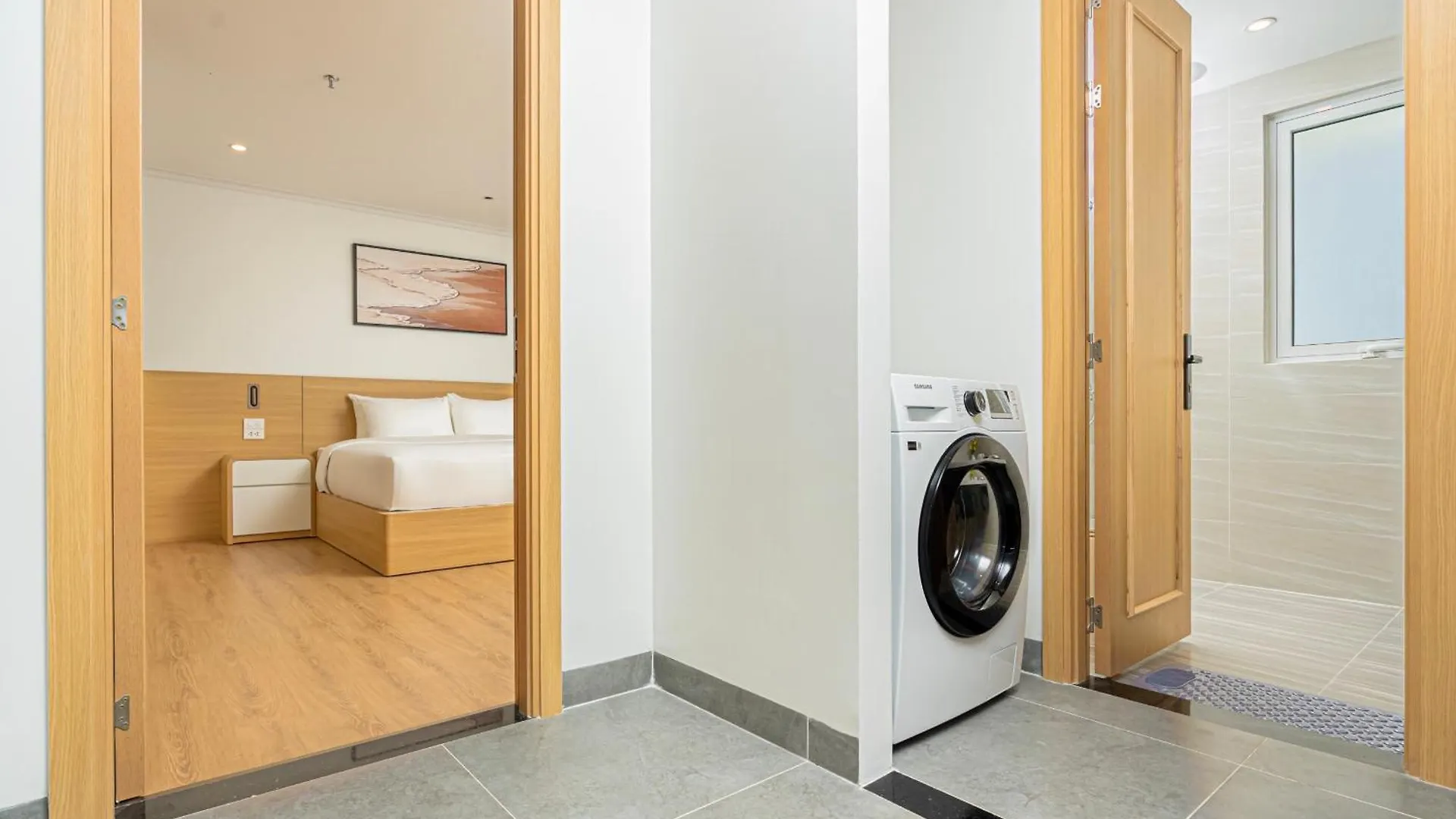 **** Hotel The Yen Residences Danang Vietnam
