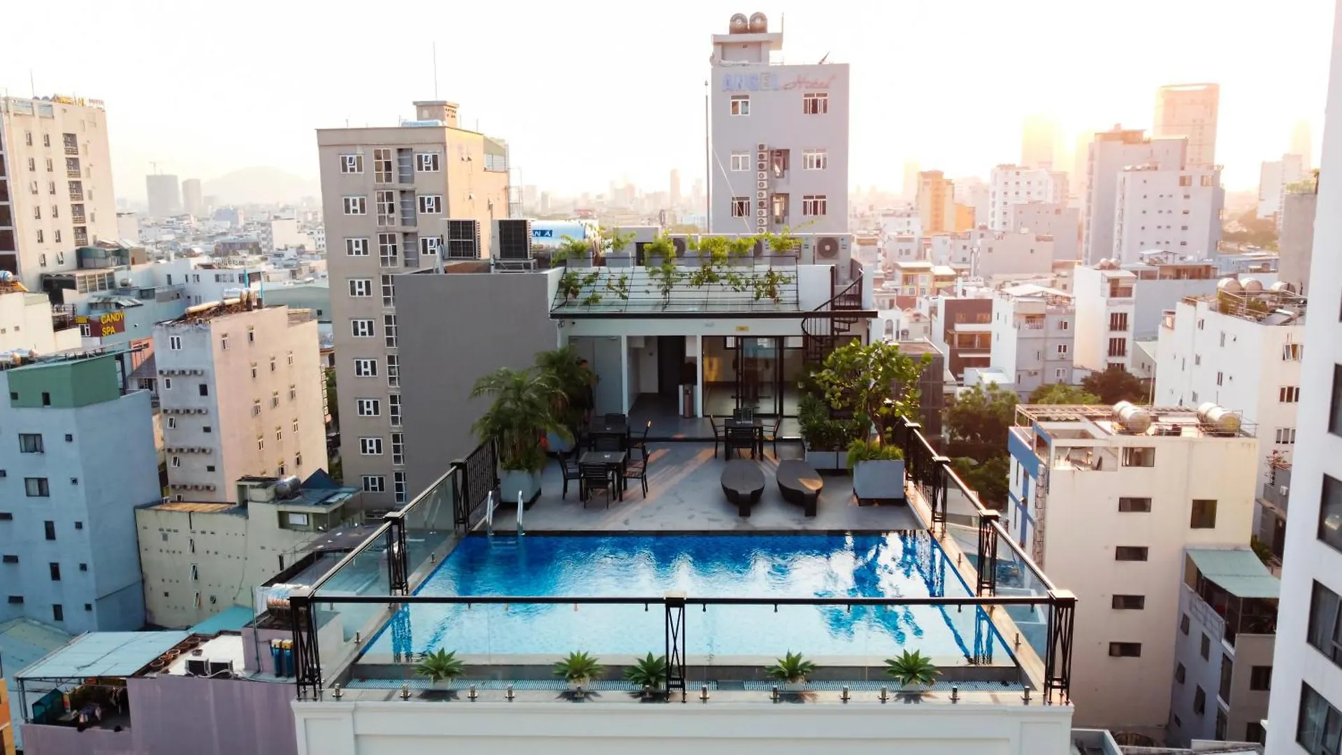 **** Otel The Yen Residences Danang Vietnam